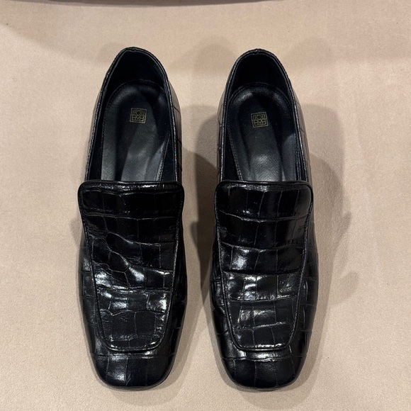 Toteme Shoes - Toteme Black Crocodile Embossed Women's Leather Loafers size 7 (IT 37)